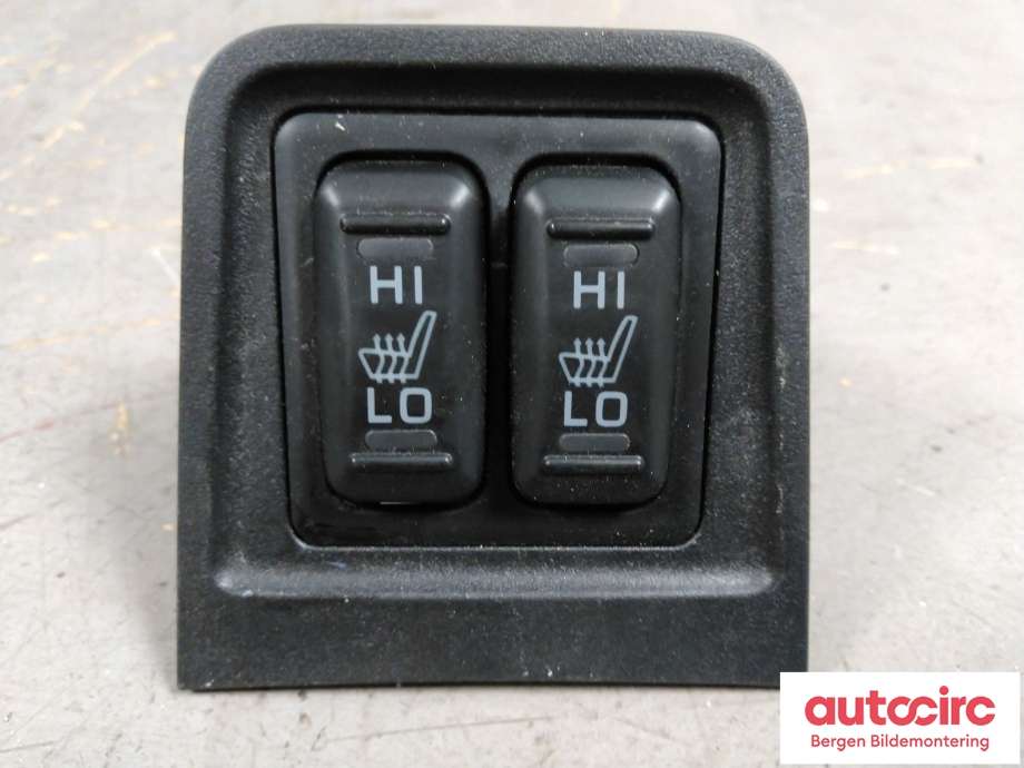 Bryter setevarme til Mitsubishi Outlander 2015-->> (Type III, Fase 2) (MITSUBISHI|8610A114|)