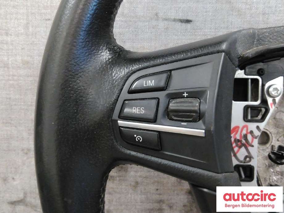Ratt til BMW 5-Serie 2010-2017 (F10/F11) (F10/F11) (BMW|32 33 6 790 886|)