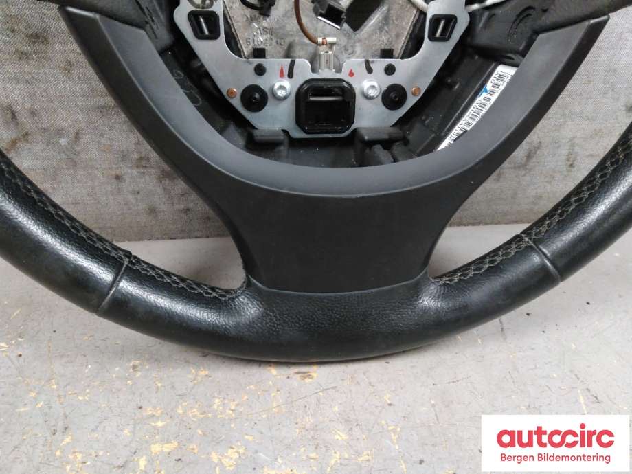 Ratt til BMW 5-Serie 2010-2017 (F10/F11) (F10/F11) (BMW|32 33 6 790 886|)
