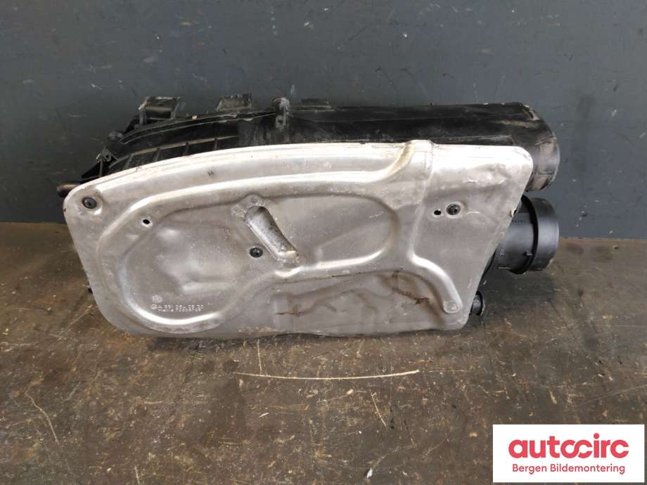 Luftfilterboks til Mercedes GLE 2015-2018 (Fase 2) (W166) (W166) (MERCEDES|A 651 094 02 06|)