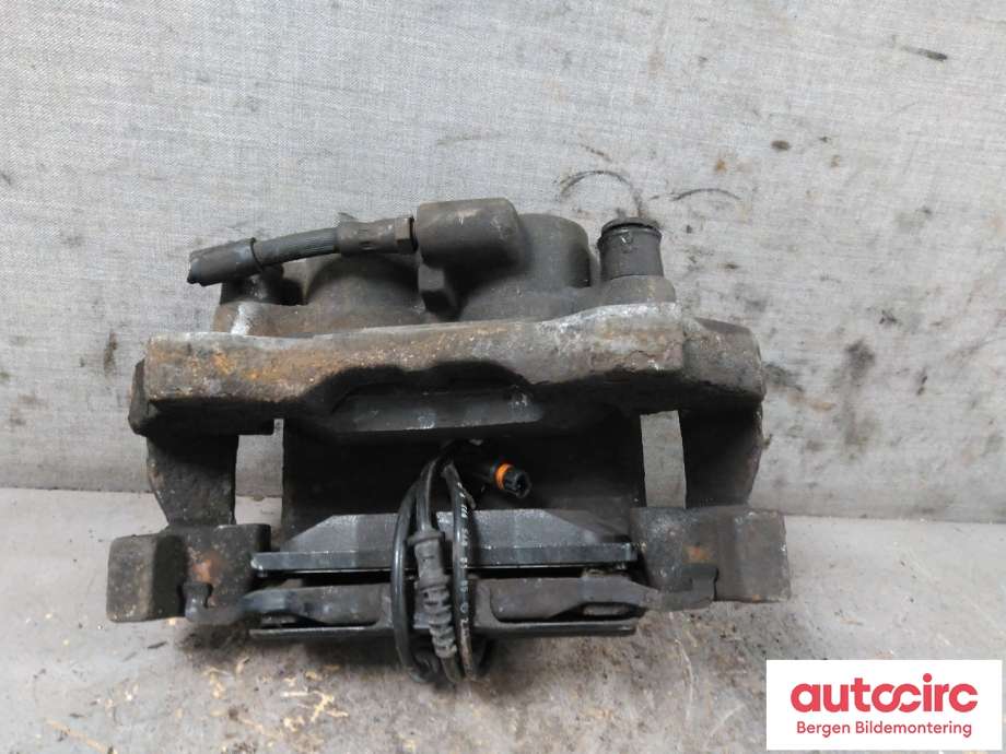 Bremsecaliper høyre foran til Mercedes GLE 2015-2018 (Fase 2) (W166) (W166) (MERCEDES|A 166 421 06 81|)