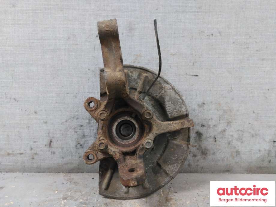 Hjulspindel venstre foran til Suzuki Grand Vitara 2005-2015 (Type III)  (SUZUKI|45151-65J00|)