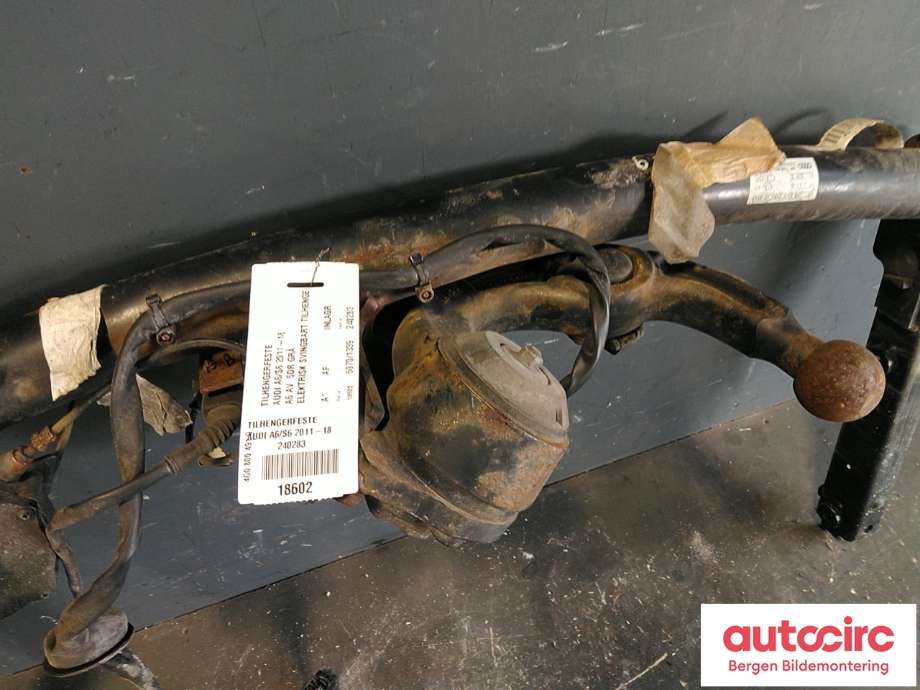 Hengerfeste til Audi A6 2011-2014 (Type IV, Fase 1) (C7) (C7) (AUDI|4G0 800 491 Q|)