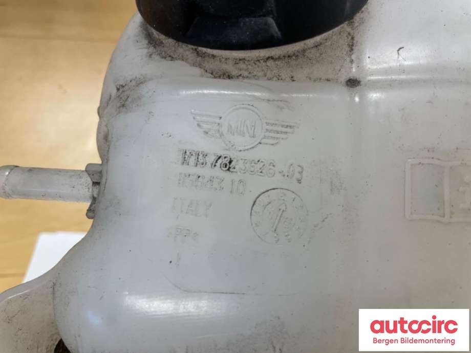 Ekspansjonstank til BMW i3 2013-2022  (BMW|17 13 7 823 626|)