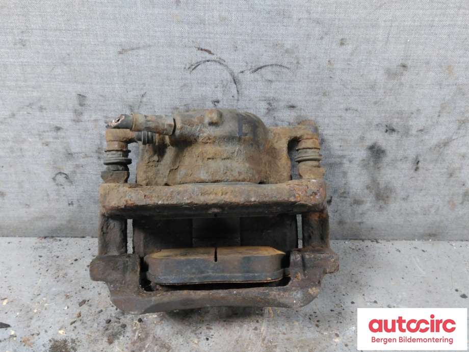 Bremsecaliper venstre foran til Mercedes A-Klasse 2012-2018 (W176) (W176) (MERCEDES|A 000 421 67 81|)