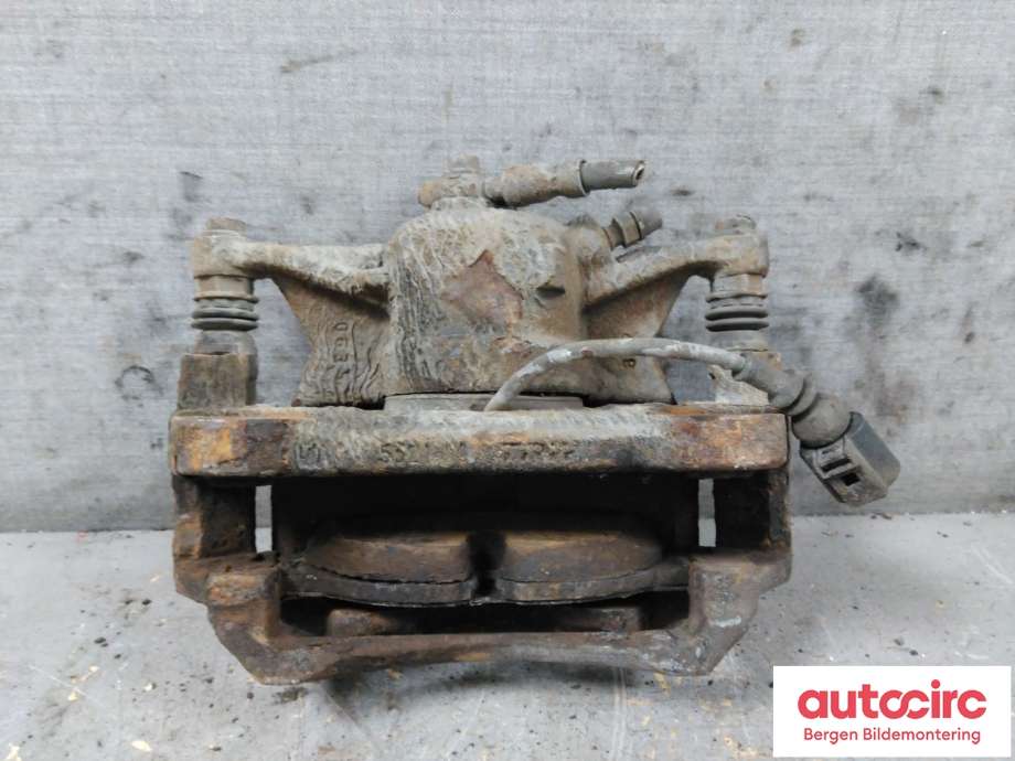 Bremsecaliper høyre foran til VW e-Golf 2014-2017 (Fase 1) (VOLKSWAGEN|8V0 615 124|)