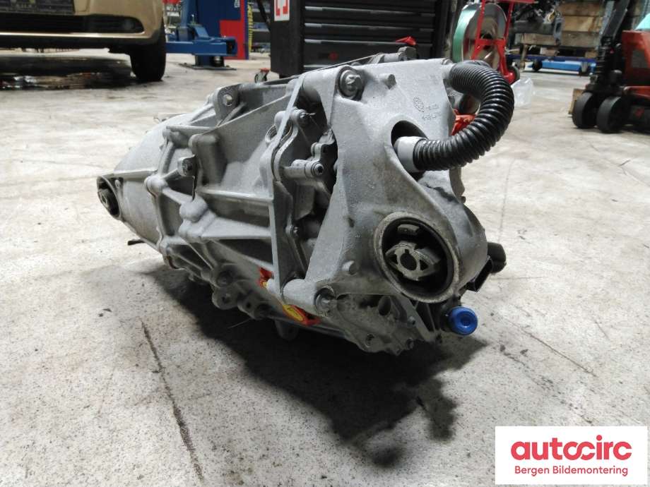 Motor elbil bak til Tesla Model Y 2021-2024 (Type I) (TESLA|1587780-00-A|)
