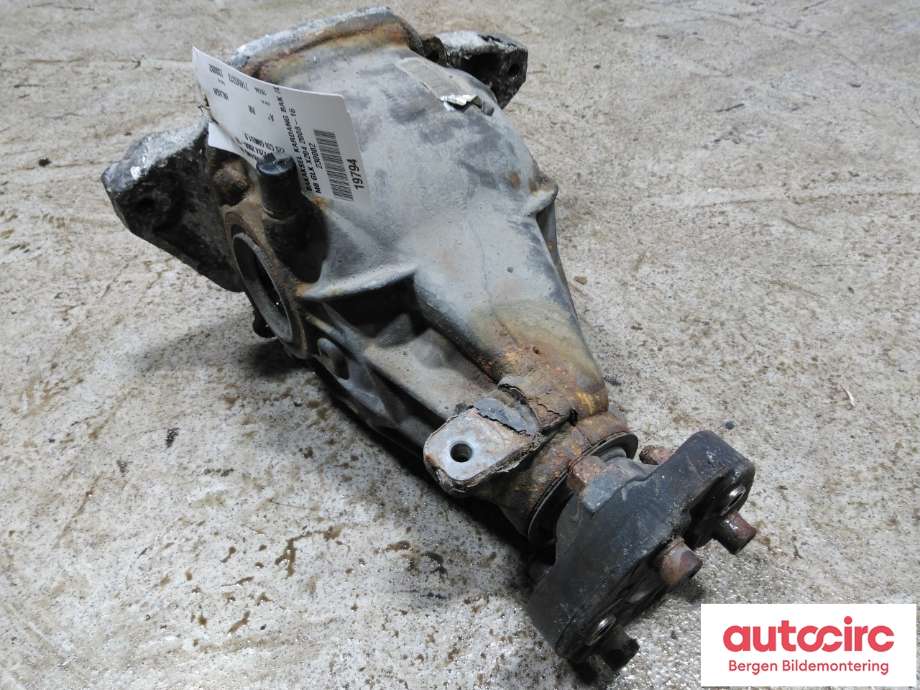 Kardang klokke bak til Mercedes GLK 2008-2015 (X204) (X204) (MERCEDES|A 204 350 08 14|)