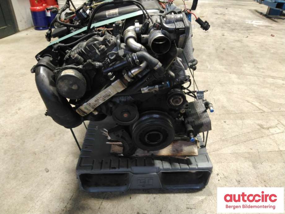 Motor diesel til BMW 5-Serie 2003-2010 (E60/E61) (E60/E61) (BMW|11 00 0 441 301|)