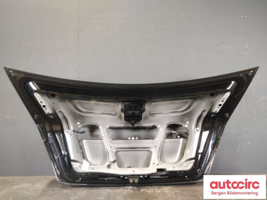 Bakluke sedan til Mercedes C-Klasse 2007-2011 (Fase 1) (W204) (W204) (MERCEDES|A 204 750 00 75|)
