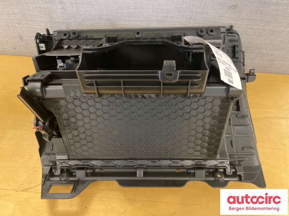 Hanskerom til VW e-Golf 2014-2017 (Fase 1)  (VOLKSWAGEN|5G1 857 114 E|)