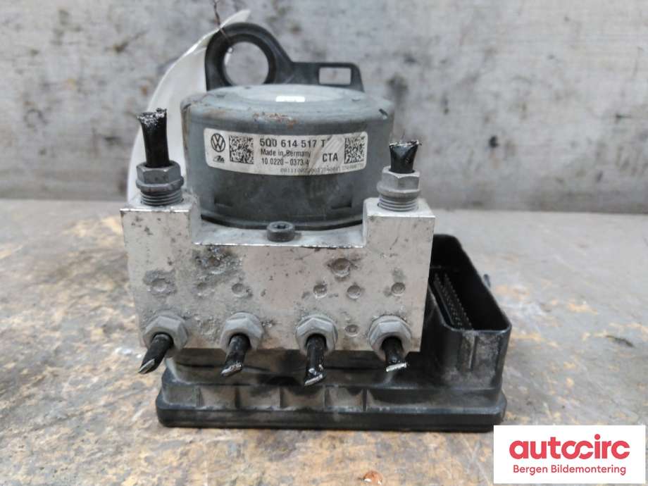 ABS sentral til VW Golf VII 2012-2017 (Fase 1) (VOLKSWAGEN|5Q0 614 517 T|)