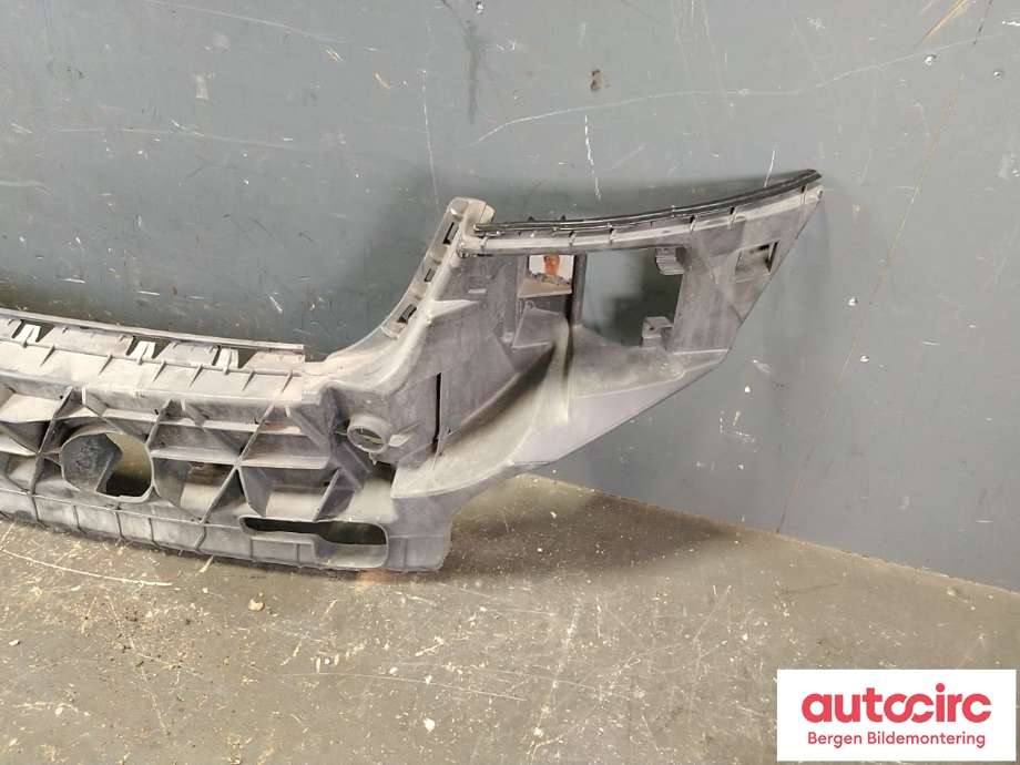 Støtfanger bak midtre del til Audi A5 2007-2016 (Type I)  (AUDI||818 807 385 C)