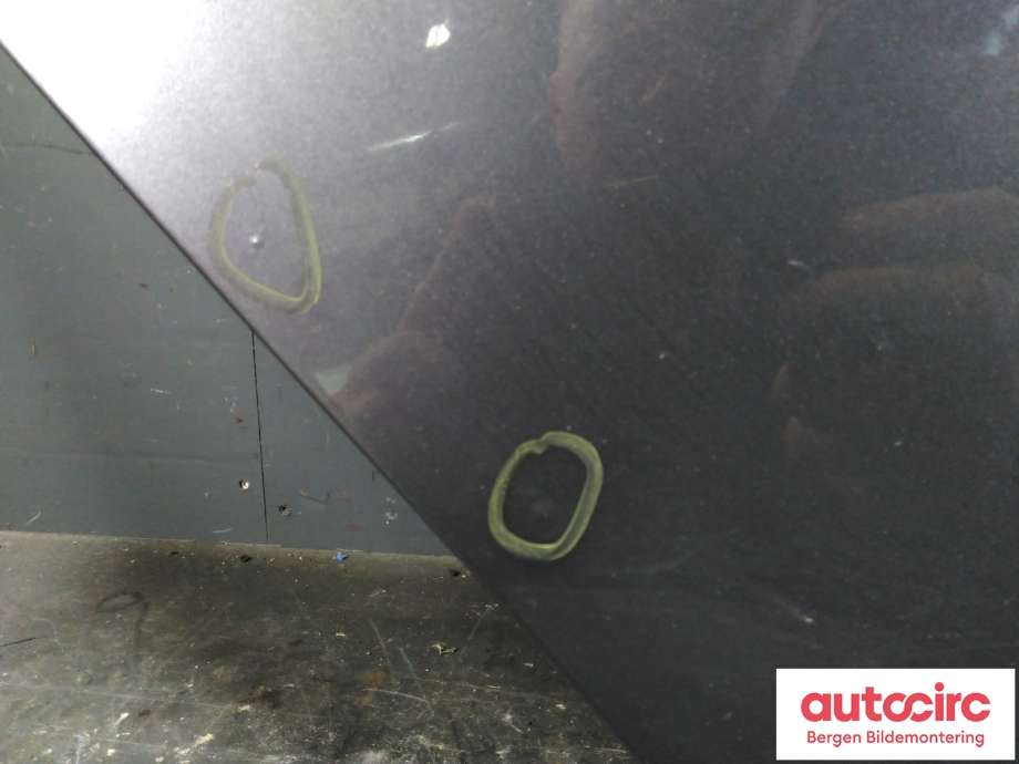 Dør høyre bak til BMW 1-Serie 2004-2011 (E81/E82/E87/E88) (E81/E82/E87/E88) (BMW|41 52 5 A2A 384|)