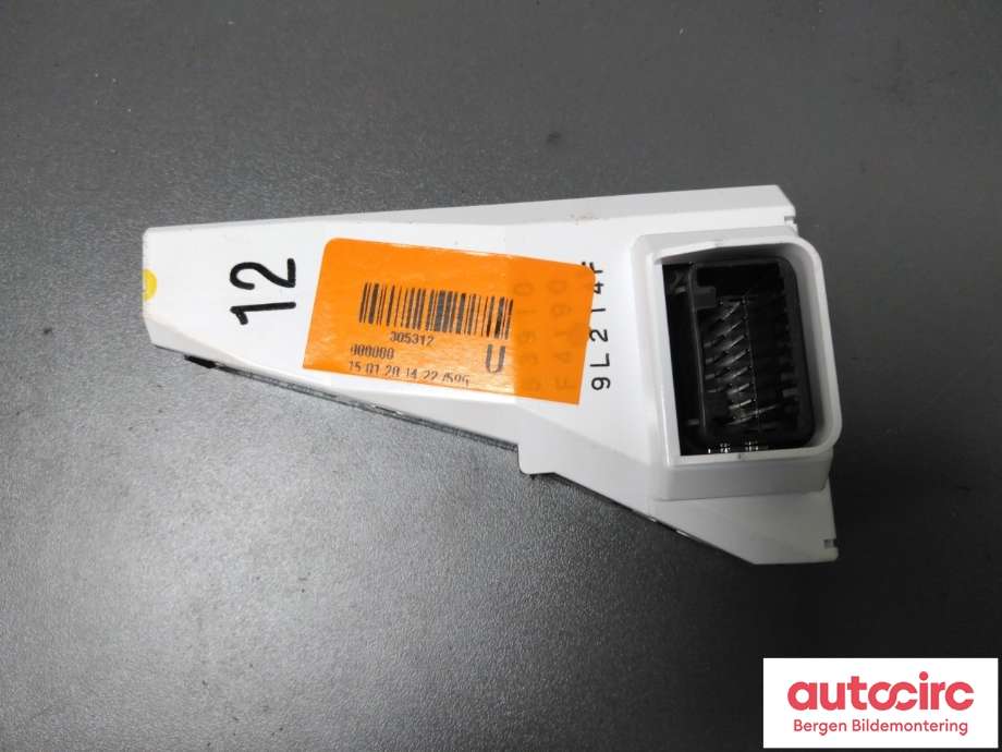 Bryter diverse til Toyota C-HR 2016-->>  (TOYOTA|83910F4190|)
