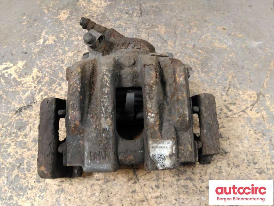 Bremsecaliper venstre foran til BMW 1-Serie 2004-2011 (E81/E82/E87/E88) (E81/E82/E87/E88) (BMW|34 11 6 766 681|)