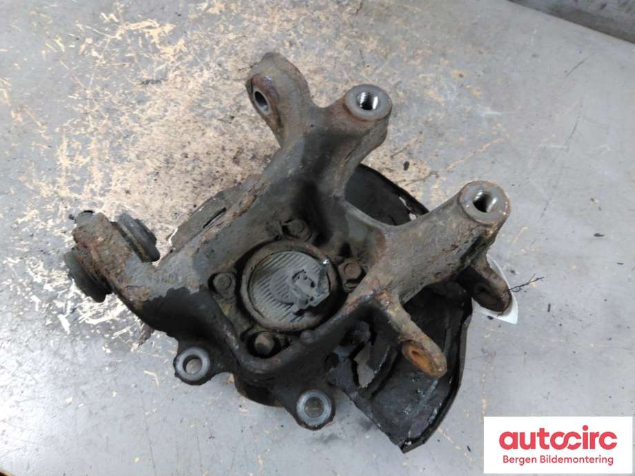 Hjulspindel høyre bak til Toyota Avensis 2009-2015 (Type III, Fase 1)  (TOYOTA|4230405141|)