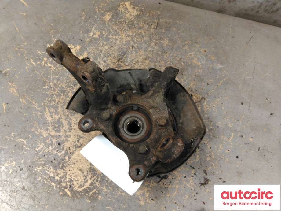 Hjulspindel høyre foran til Toyota Avensis 2009-2015 (Type III, Fase 1)  (TOYOTA|4321105090|)