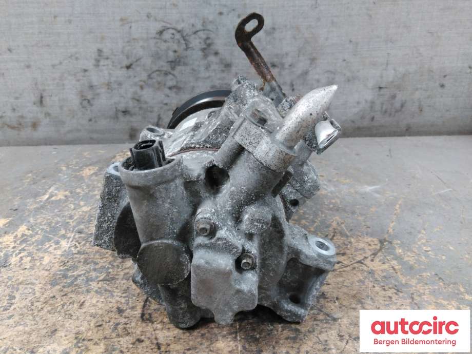Aircondition kompressor til Toyota Avensis 2009-2015 (Type III, Fase 1)  (TOYOTA|8831005140|)