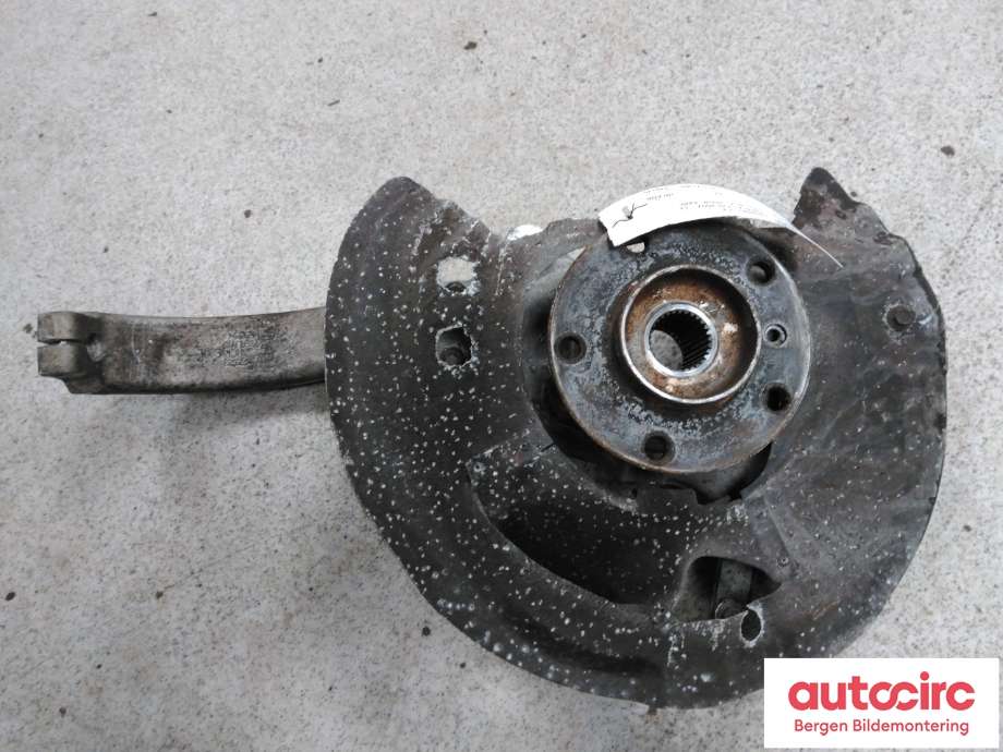 Hjulspindel venstre foran til BMW X5 2007-2013 (E70) (E70) (BMW|31 21 6 869 869|)