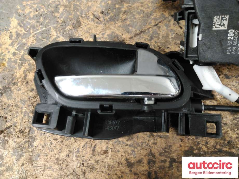 Låsekasse høyre til Peugeot 5008 2010-2017 (Type I) (PEUGEOT|98 006 230 80|)
