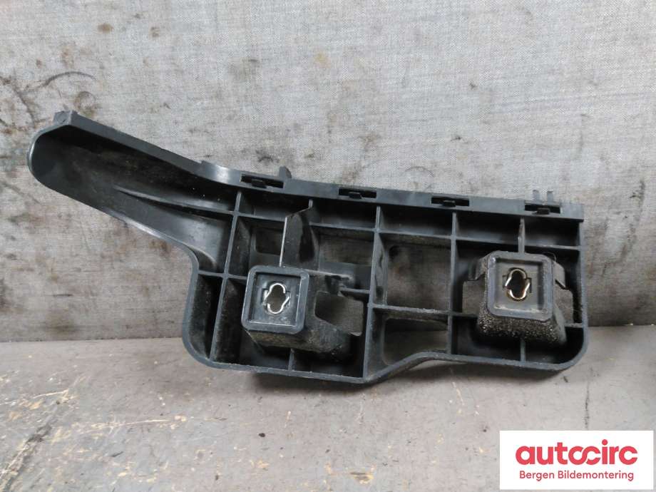 Diverse deler til Mercedes GLK 2008-2015 (X204) (X204) (MERCEDES|A 204 885 24 65|)