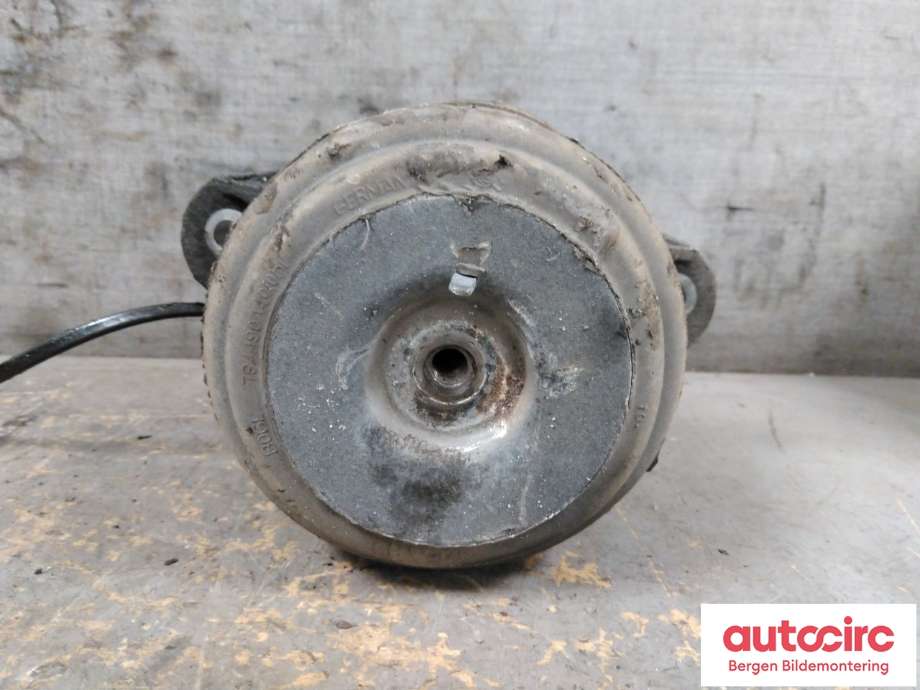 Motorfeste til Mercedes GLK 2008-2015 (X204) (X204) (MERCEDES|A 204 240 37 17|A 204 240 19 17|)