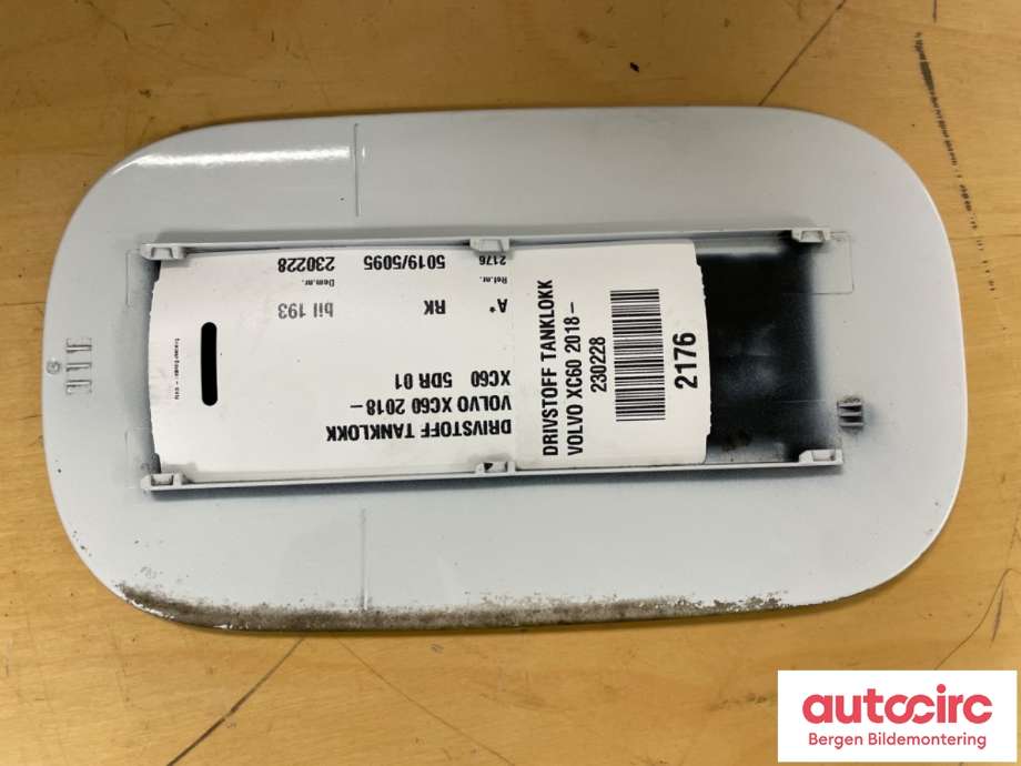Tanklokk til Volvo XC60 2017-->> (Type II)  (VOLVO|31424541|)