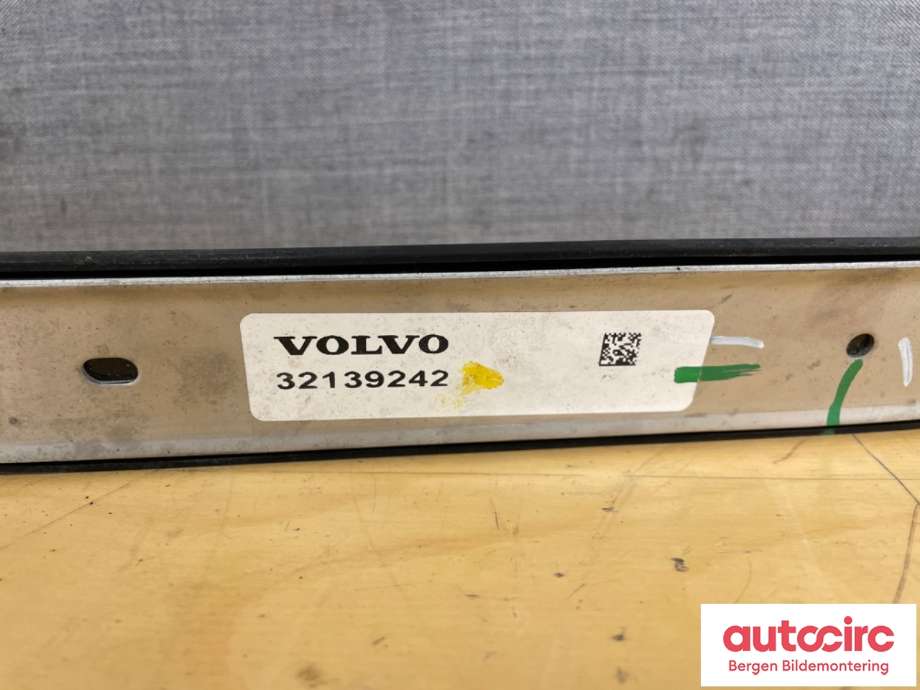 Diverse deler til Volvo XC60 2017-->> (Type II)  (VOLVO|32139242|)