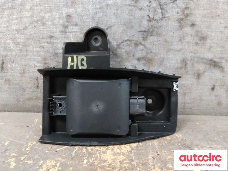 Sensor radar til Škoda Fabia 2014-2021 (Type III) (SKODA|2Q0 907 686 A|)
