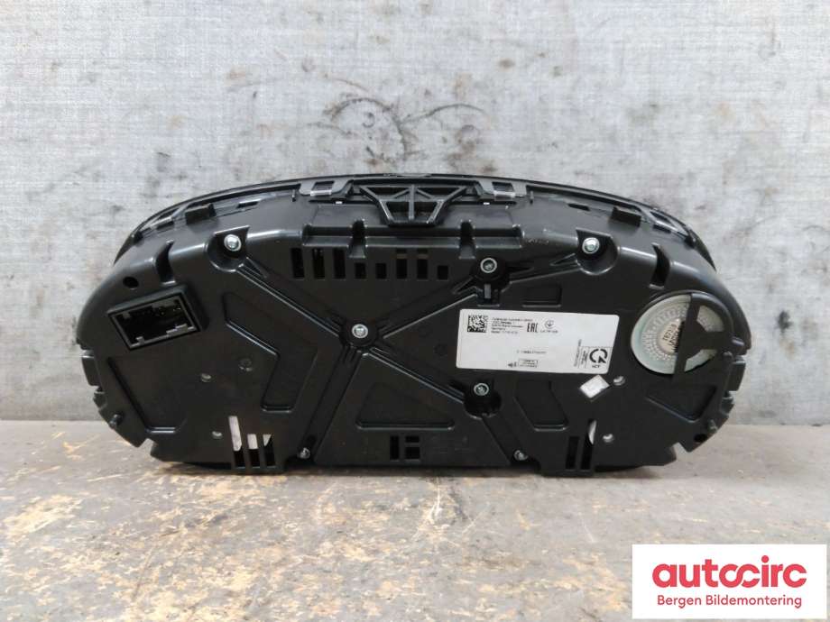 Speedometer til Škoda Fabia 2014-2021 (Type III)  (SKODA|6V0 920 740 D|)