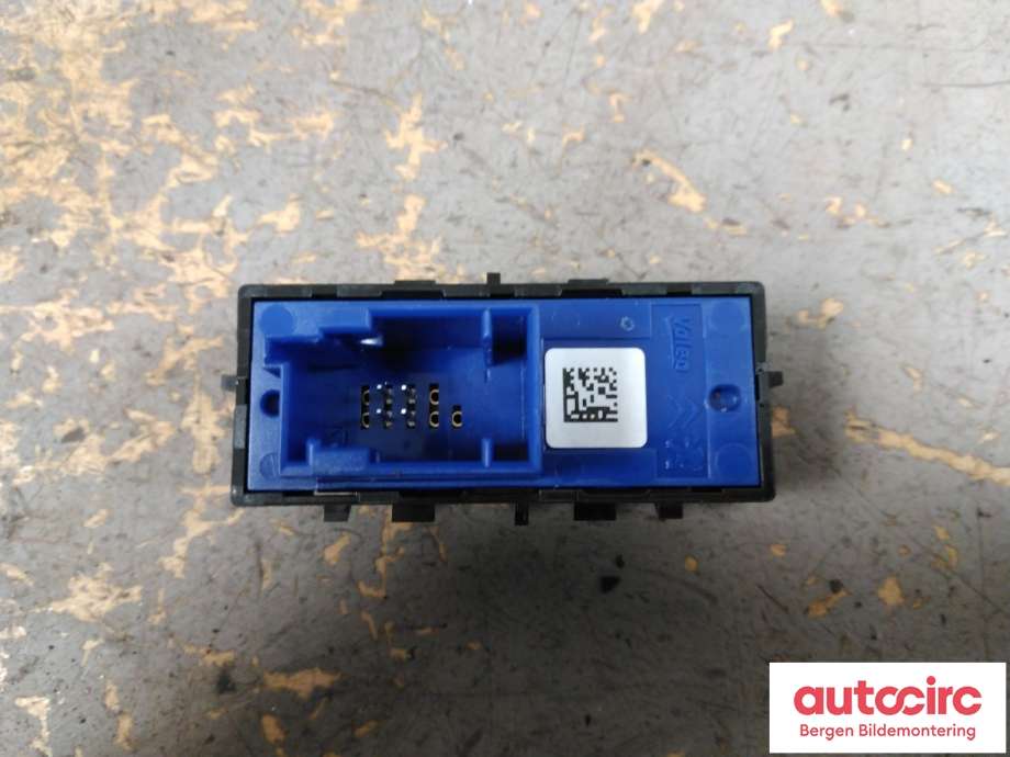 Bryter diverse til Peugeot Expert 2016-->> (Type III)  (PEUGEOT|98 088 536 ZD|)