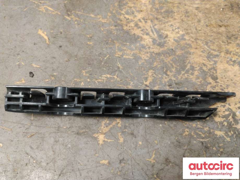 Diverse deler til Mercedes GLK 2008-2015 (X204) (X204) (MERCEDES|A 204 885 10 63|)