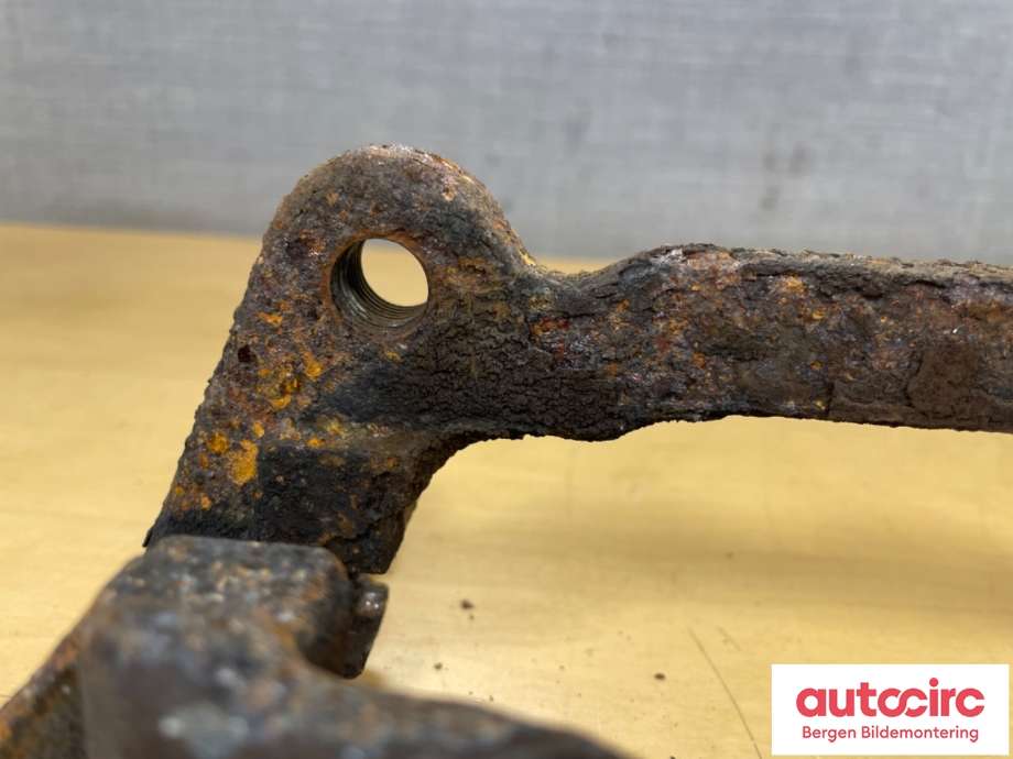 Bremsecaliper brakett til VW e-Golf 2014-2017 (Fase 1)  (VOLKSWAGEN|8V0 615 126|)