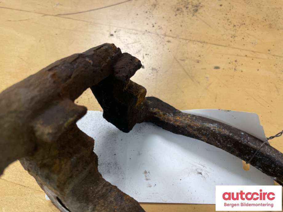 Bremsecaliper brakett til VW e-Golf 2014-2017 (Fase 1)  (VOLKSWAGEN|8V0 615 125|)