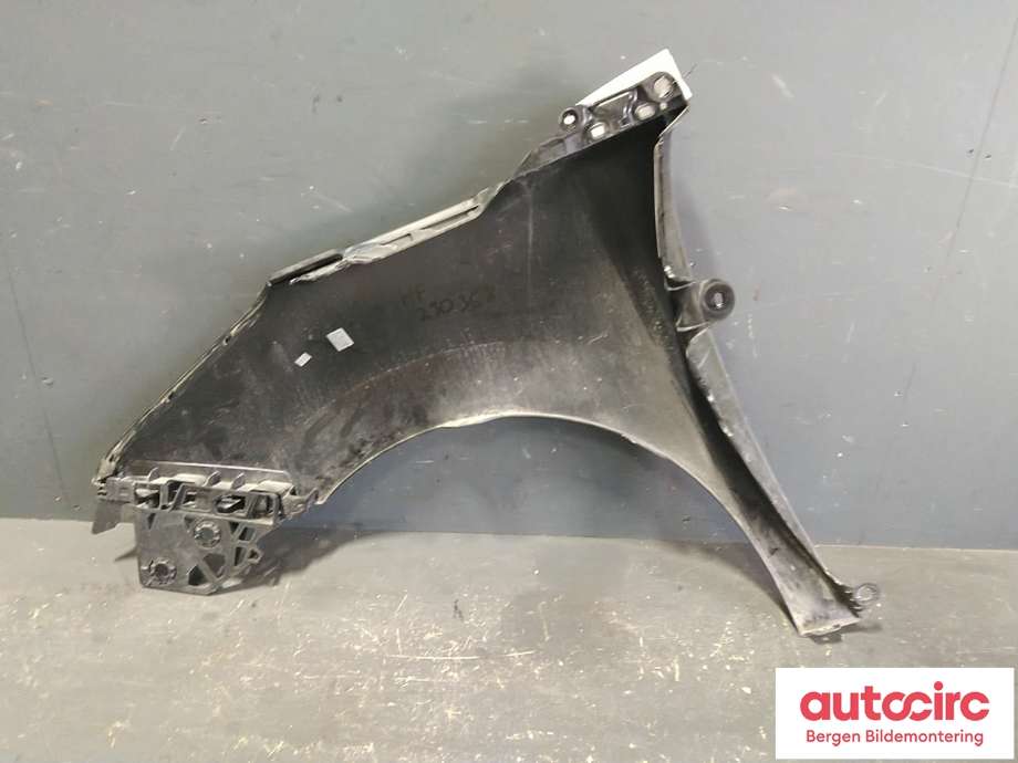 Skjerm høyre foran til Peugeot 5008 2010-2017 (Type I) (PEUGEOT|7841 AF|)