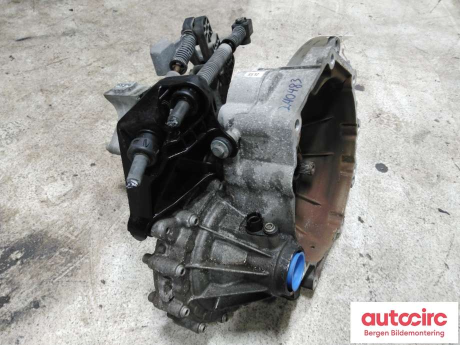 Girkasse manuell til VW E-Up 2013-2019  (VOLKSWAGEN|0CF 300 044 H|0CF 300 043 Q|)