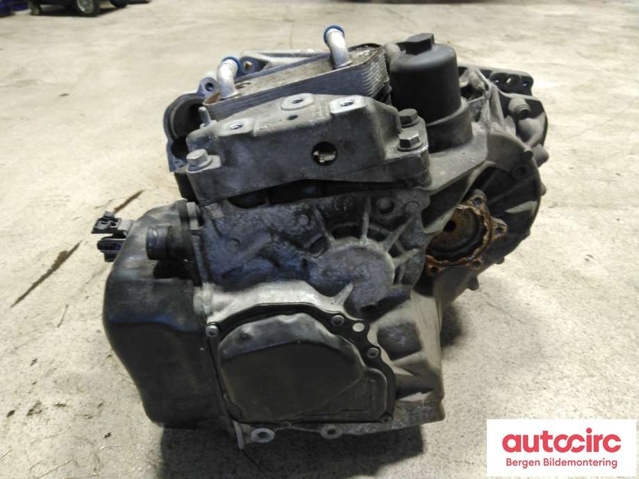 Girkasse automat til VW Passat 2011-2015 (B7) (B7) (VOLKSWAGEN|02E 300 014 F|)