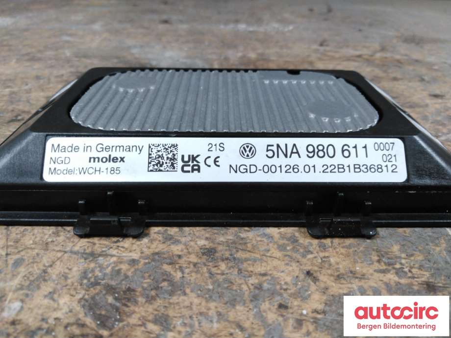 Antenne forsterker til Škoda Enyaq 2021-->> (5NA 980 611|)