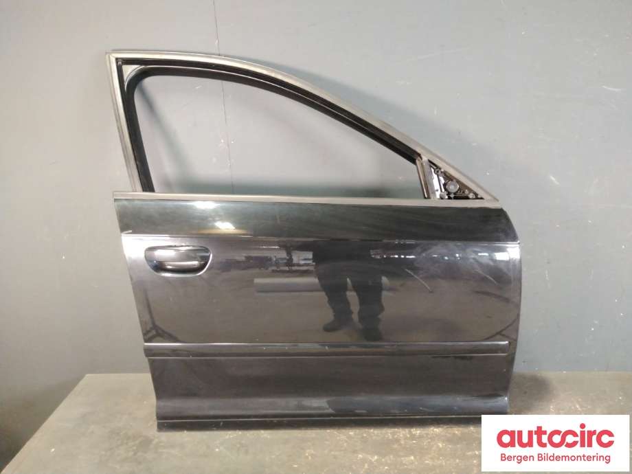 Dør høyre foran til Audi A3 2009-2012 (Type II, Fase 2) (AUDI|8P4 831 052 A|)