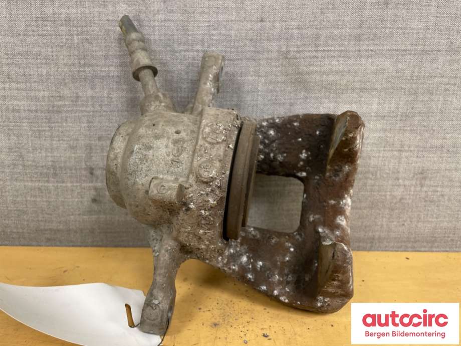 Bremsecaliper venstre foran til BMW i3 2013-2022  (BMW|34 11 6 860 269|)