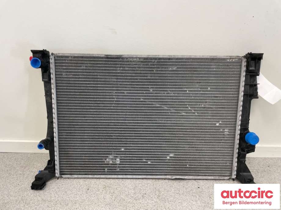 Radiator (automat gir) til Mercedes B-Klasse 2011-2018 (W246) (W246) (MERCEDES|A 246 500 12 03|)