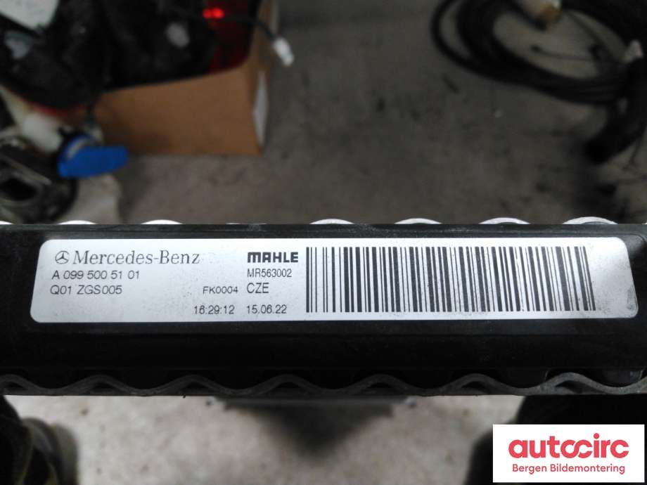 Radiator (automat gir) til Mercedes EQE 2022-->>  (MERCEDES|A 099 500 51 01|)