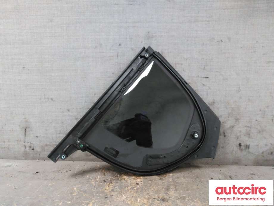 Diverse deler til Volvo C40 Recharge 2021-2024  (VOLVO|32132258|)