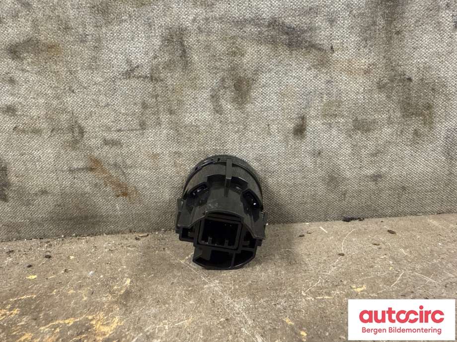 Bryter start/stopp til Honda e 2020-->> (HONDA|35881-TYF-A11|)