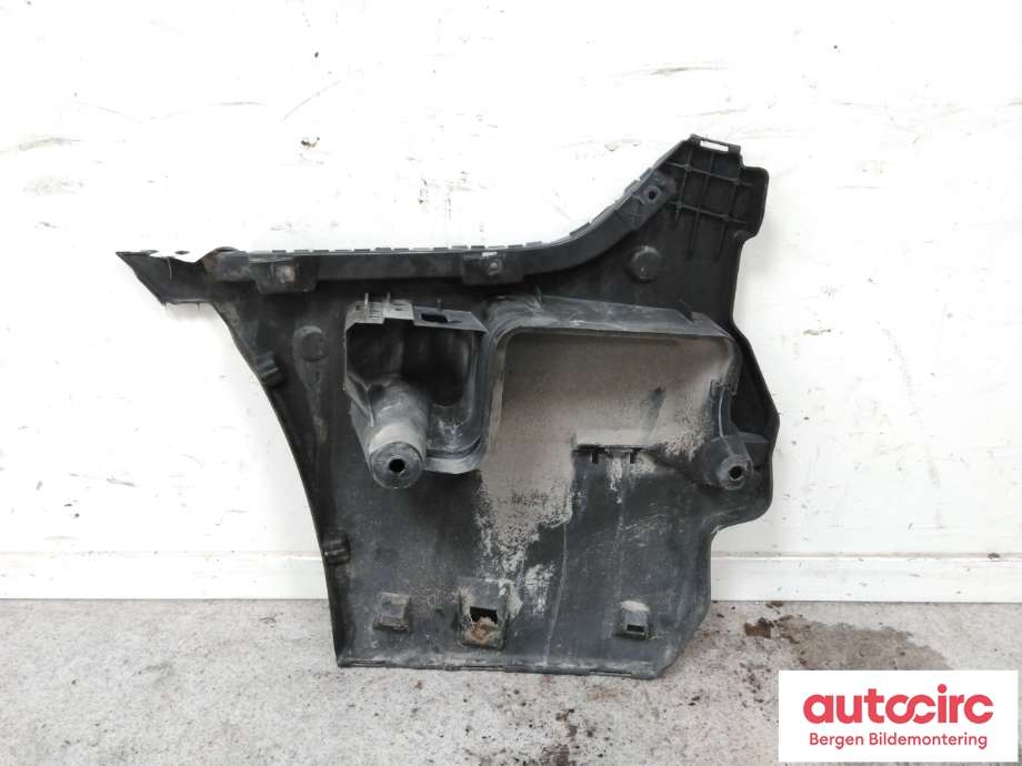 Diverse deler til BMW 5-Serie 2010-2017 (F10/F11) (F10/F11) (BMW|51 12 7 207 112|)