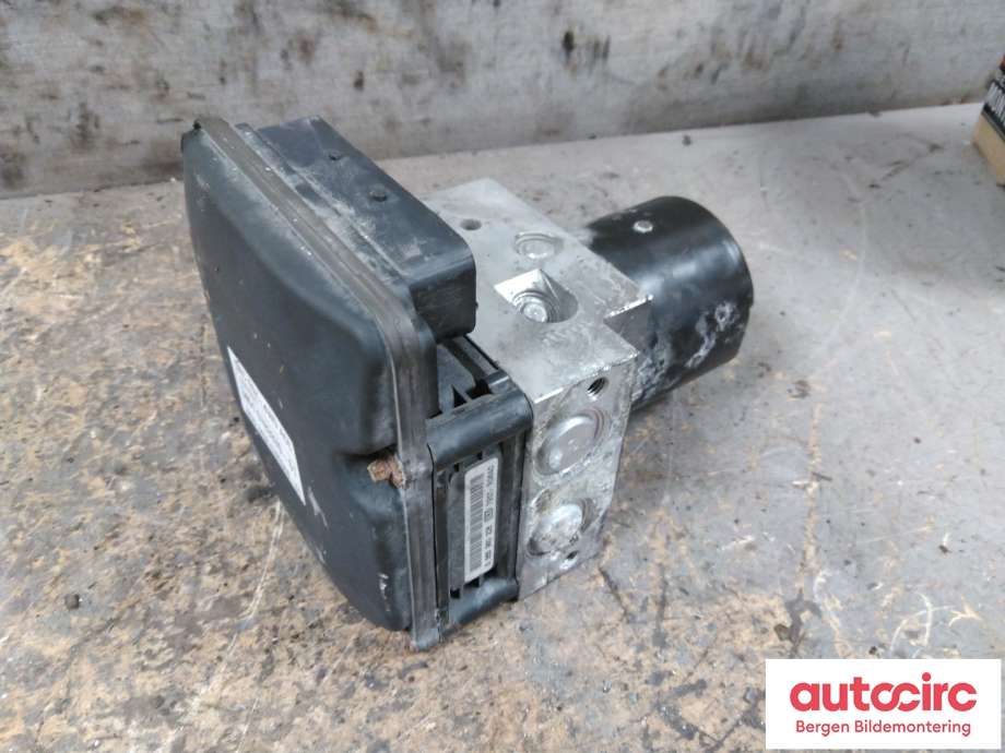 ABS sentral til BMW 5-Serie 2003-2010 (E60/E61) (E60/E61) (BMW|34 51 6 783 371|)