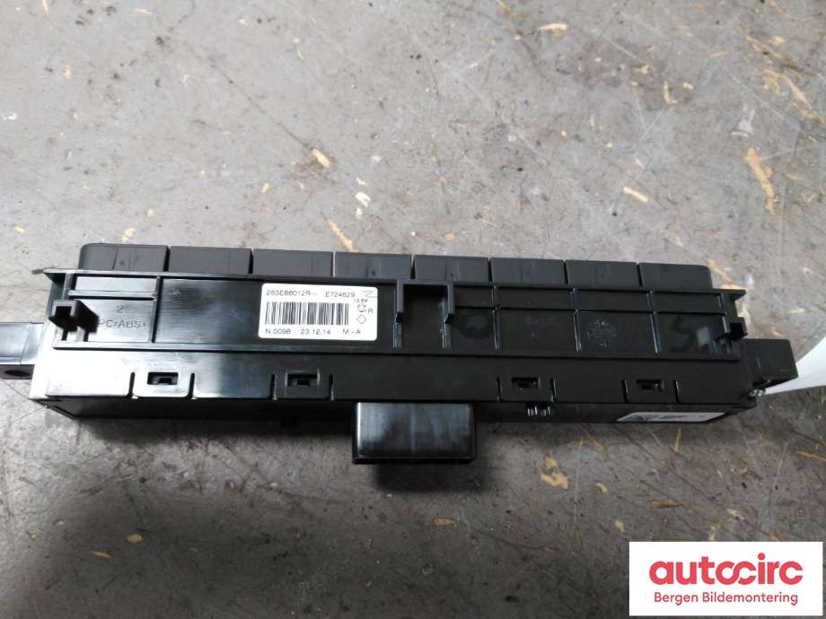 Bryter nødblink til Mercedes Citan 2021-->> (W420) (W420) (MERCEDES|A 420 905 52 00|)