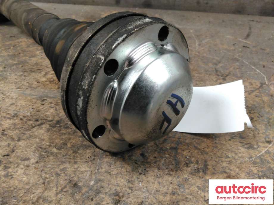 Drivaksel høyre foran til VW Golf V, Combi 2003-2008  (VOLKSWAGEN|1K0 407 272 CR|)