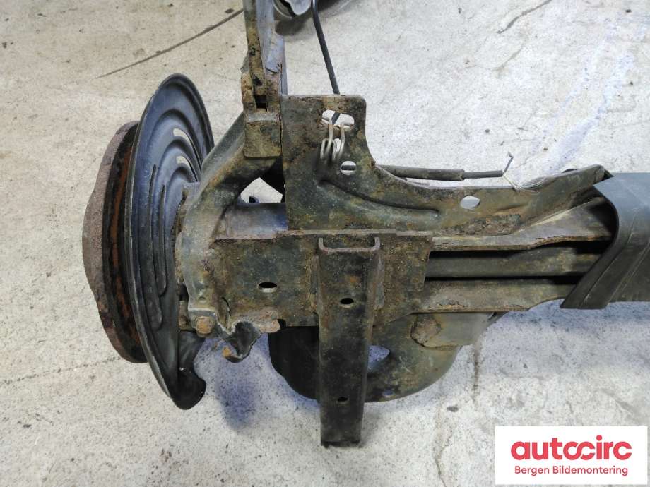 Bakaksel til Opel Vivaro B 2014-2019  (OPEL|93458081|)